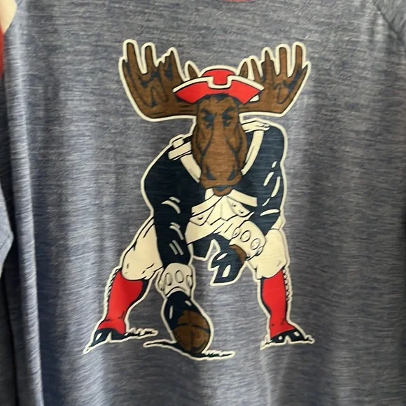 New England Patriots Bundle of 2 EUC - Picture 8 of 17